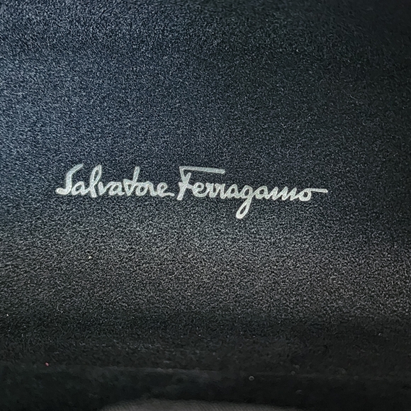 Salvatore Farragamo Black Sunglass Case With Lens Cloth. Euc. - Picture 2 of 7